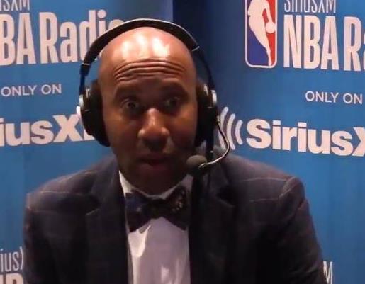 大连人队表现积极取得宝贵积分（大连人奋勇拼搏收获关键积分）