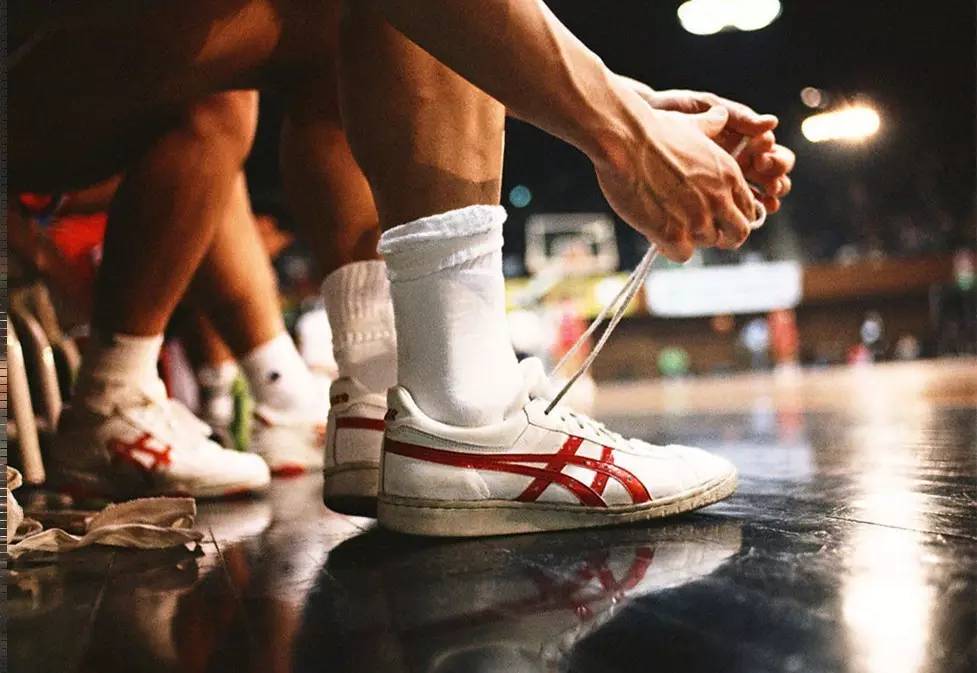 官方：英格兰名哨奥利弗将执法欧冠皇马客战奥林匹亚科斯（官宣：英格兰名裁奥利弗吹罚欧冠皇马客场战奥林匹亚科斯）