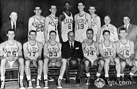 卡卢卢：在我们所处的环境里，无论输赢都没时间开心或是沮丧（卡卢卢：在这种环境下，胜败都没空高兴或沮丧）