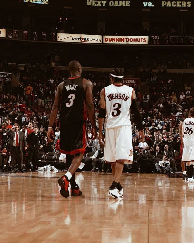 埃贝尔谈马丁内利进球：若诺伊尔留在门线上可能还有机会扑救（埃贝尔评马丁内利破门：诺伊尔若守在门线上或仍有机会扑出）